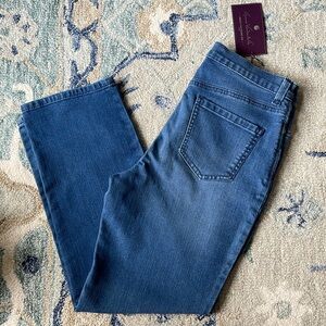 NWT Gloria Vanderbilt Tapered Leg Jeans 10P